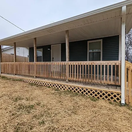 Summerlee Suite - Beautiful Remodeled Farmhouse Oak Hill Extérieur photo
