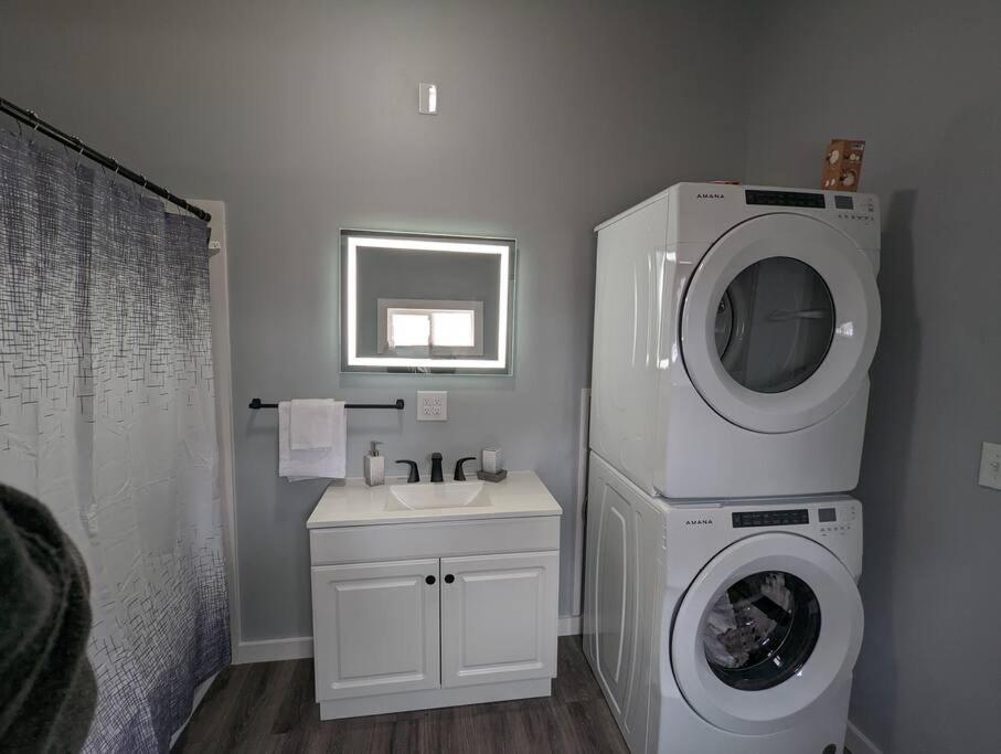 Summerlee - Beautiful Remodeled Hébergement de vacances Oak Hill